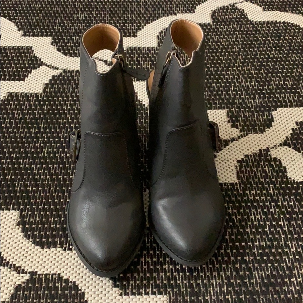 Booties - Picture 2 of 5